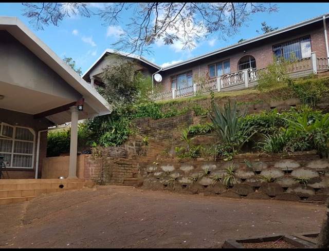 3 BEDROOM HOUSE FOR SALE IN CATALINA BAY